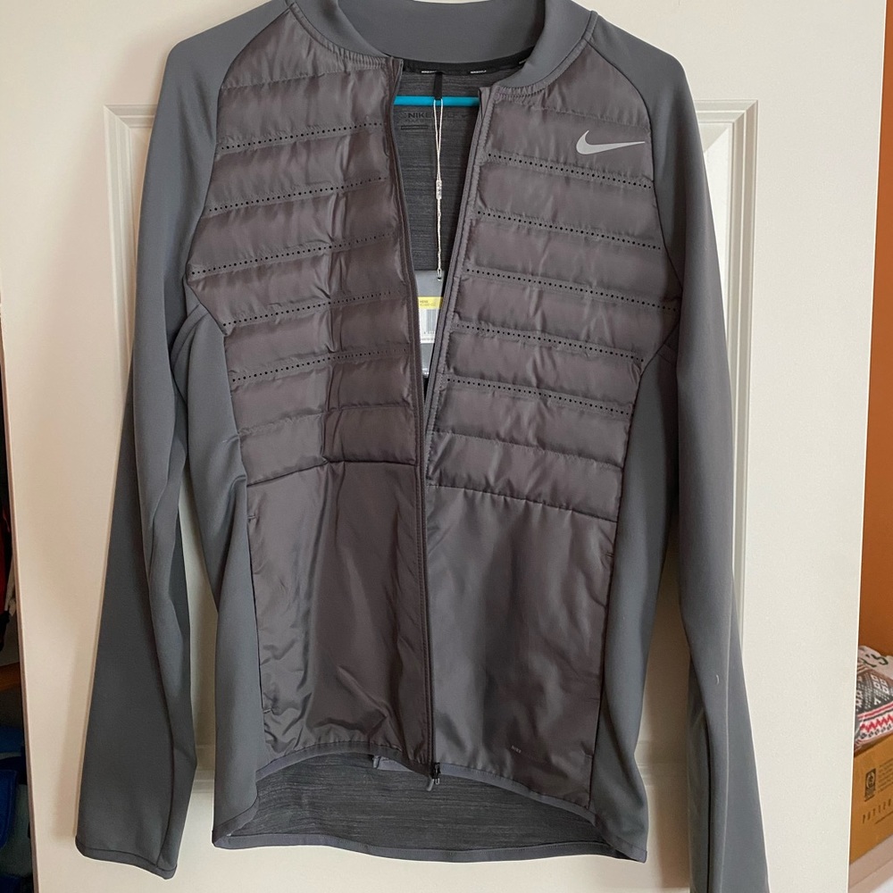 NWT Men’s small Nike Golf Aeroloft jacket